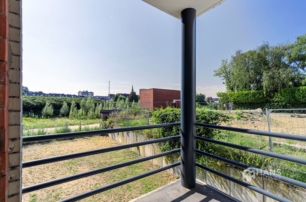 energiezuinig-appartement-69-m-met-2-slaapkamers-en-terras-5-m-in-boom005.jpg