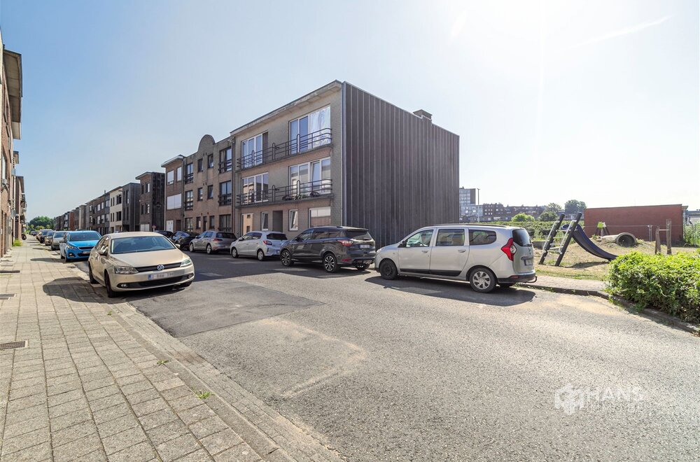 energiezuinig-appartement-69-m-met-2-slaapkamers-en-terras-5-m-in-boom012.jpg