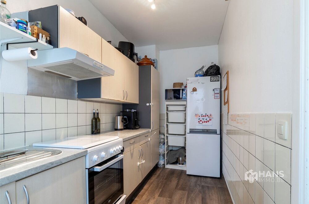 instapklaar-appartement-76-m-met-2-slaapkamers-en-terras-2-m-in-antwerpen-2020-003.jpg