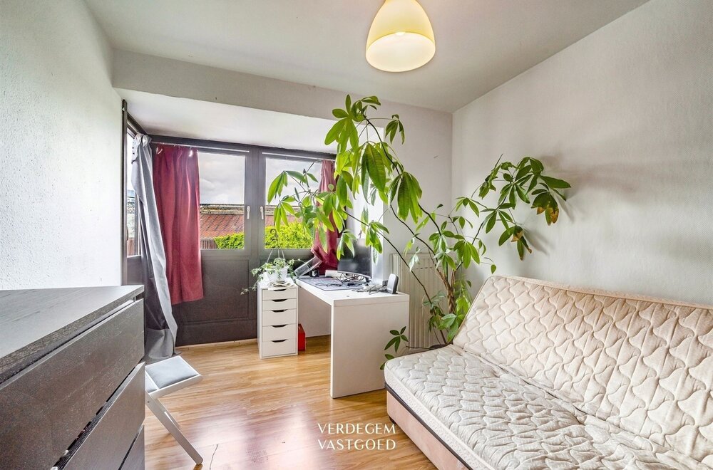 leuk-appartement-op-topligging-met-2-slaapkamers-berging-en-terras006.jpg