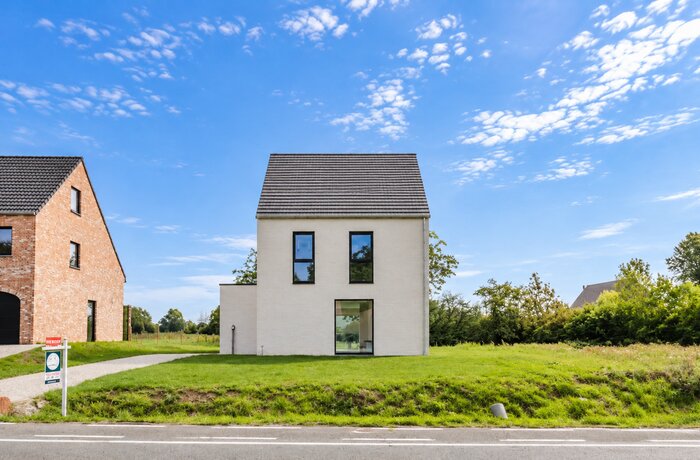 9400 Nederhasselt