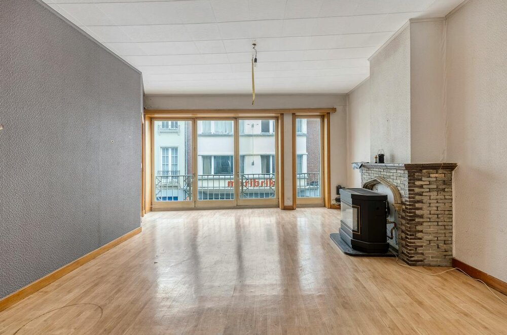 opbrengsteigendom-met-renovatiepotentieel-op-toplocatie-in-kortrijk011.jpg