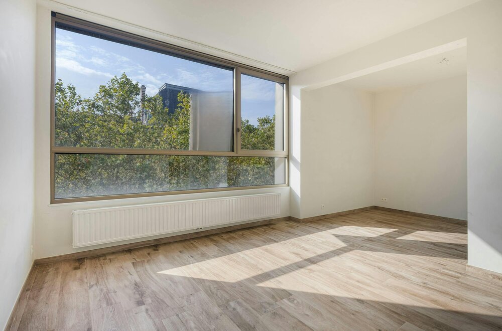 appartement-met-twee-slaapkamers-en-terras-in-antwerpen-te-koop-001.jpg