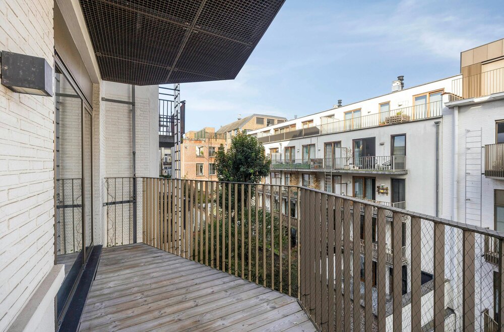 appartement-met-twee-slaapkamers-en-terras-in-antwerpen-te-koop-015.jpg