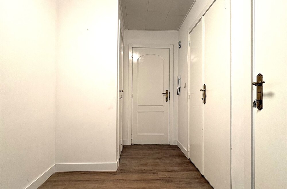 gezellig-gelijkvloers-appartement-met-2-terrassen-in-centrum-dendermonde010.jpg
