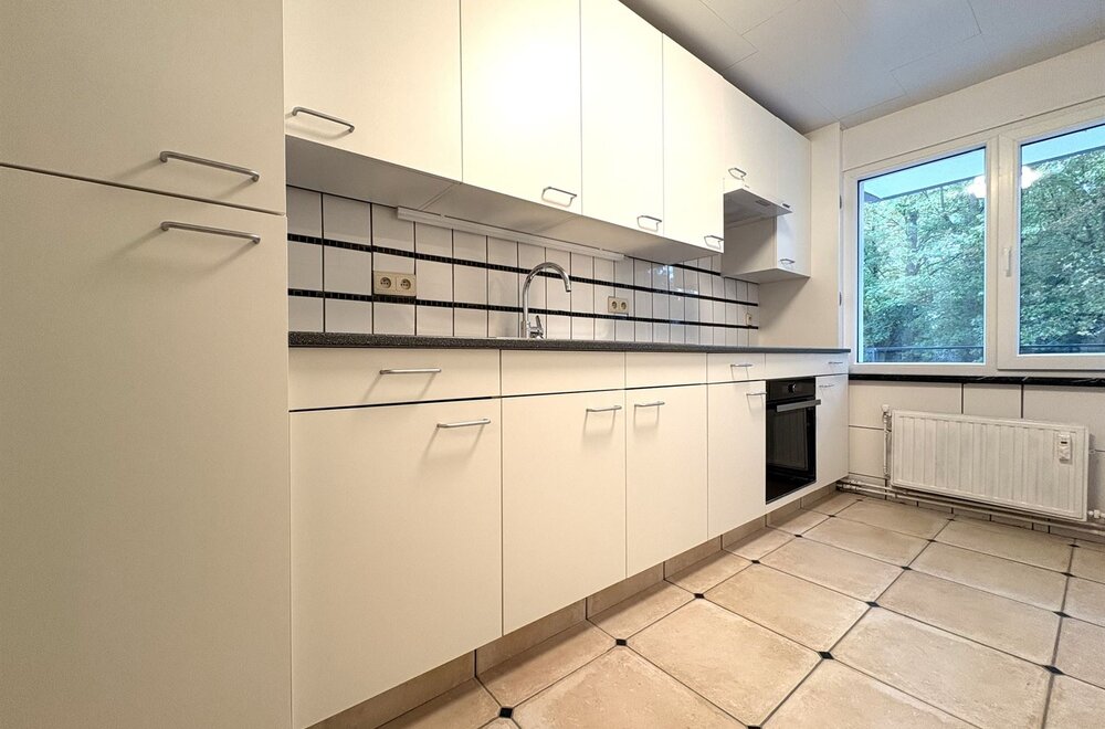 gezellig-gelijkvloers-appartement-met-2-terrassen-in-centrum-dendermonde012.jpg