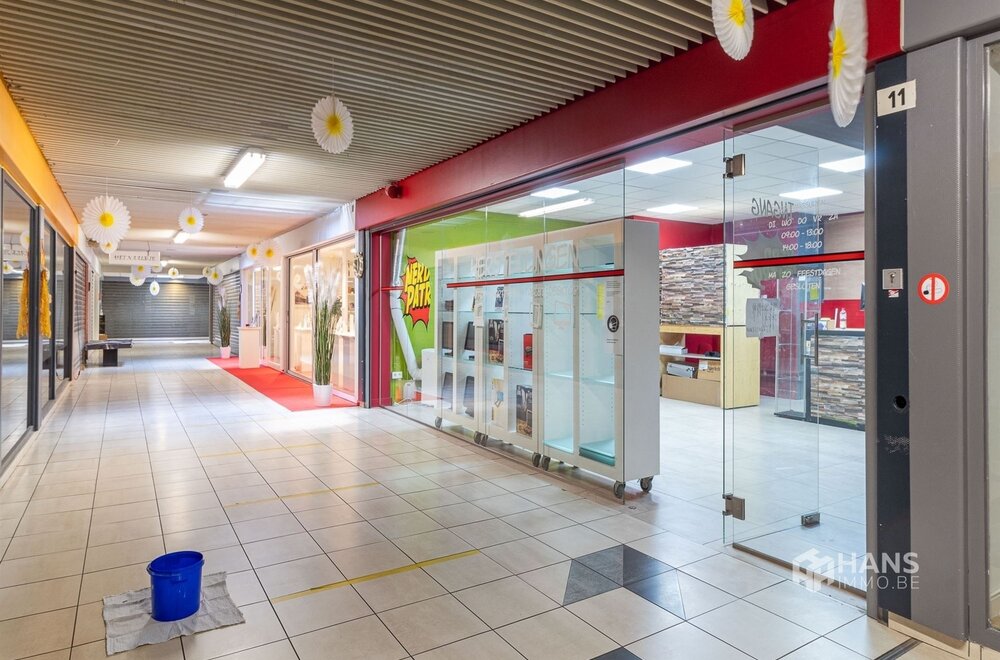 winkelruimte-49-m-in-winkelcentrum-de-kern-in-wilrijk010.jpg