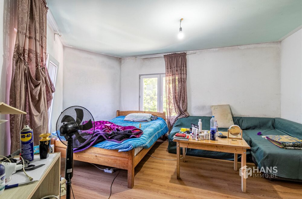 opbrengsteigendom-woning-120-m-bestaande-uit-3-units-in-antwerpen-2060-003.jpg