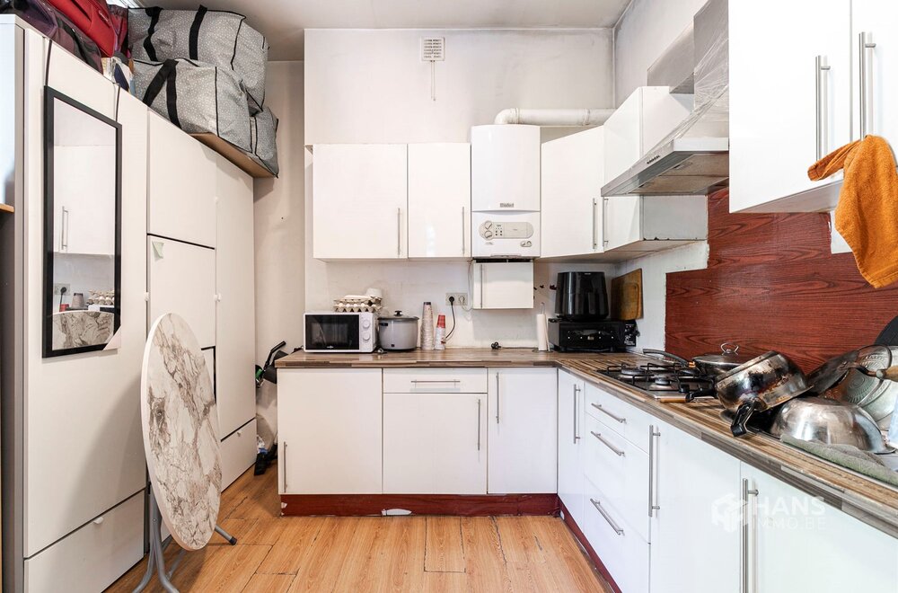 opbrengsteigendom-woning-120-m-bestaande-uit-3-units-in-antwerpen-2060-010.jpg