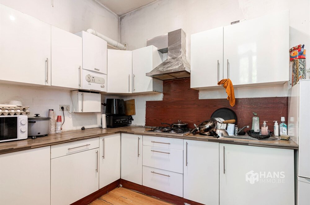 opbrengsteigendom-woning-120-m-bestaande-uit-3-units-in-antwerpen-2060-011.jpg