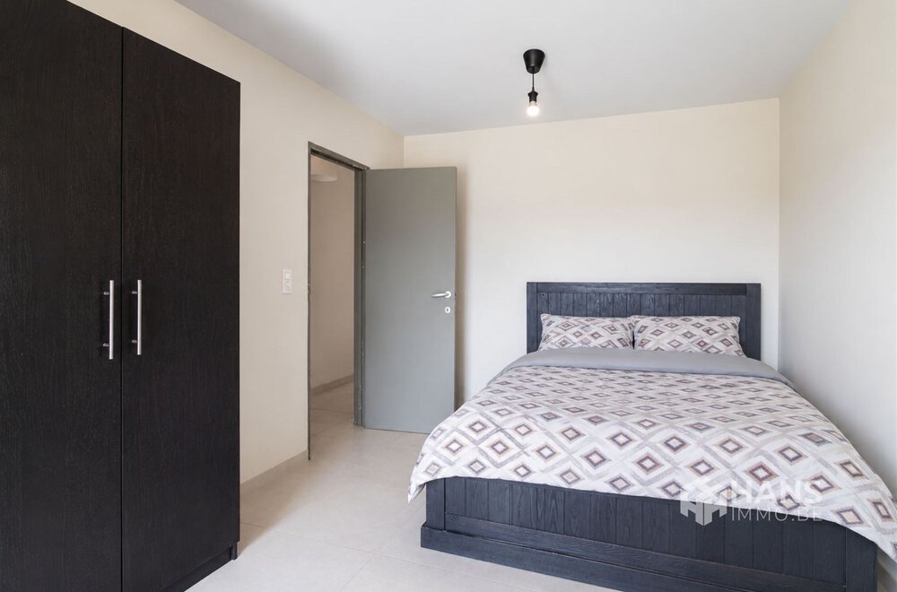 energiezuinig-appartement-69-m-met-2-slaapkamers-en-terras-5-m-in-boom006.jpg