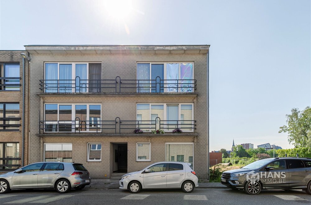 energiezuinig-appartement-69-m-met-2-slaapkamers-en-terras-5-m-in-boom011.jpg