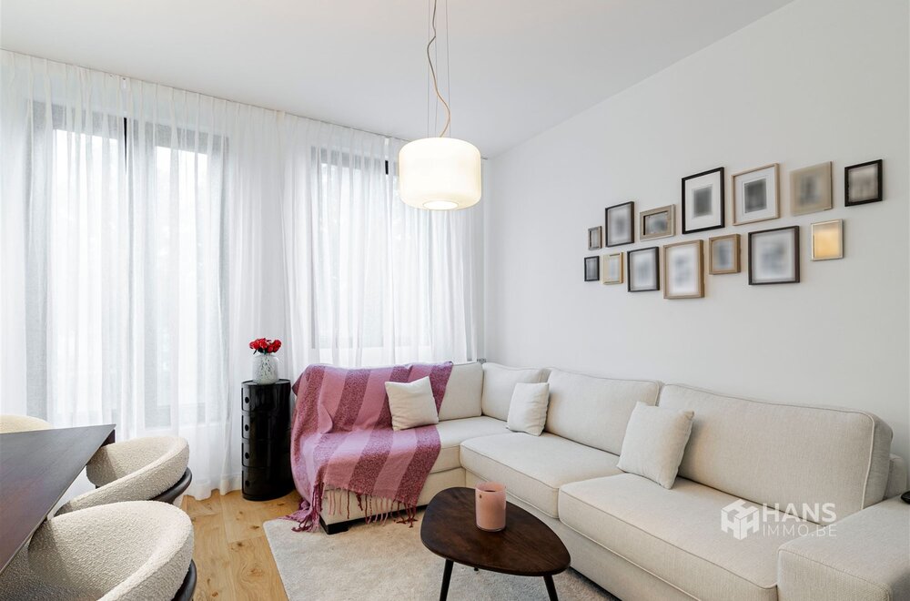 instapklaar-appartement-70-m-met-2-slaapkamers-en-2-terrassen-in-merksem-005.jpg