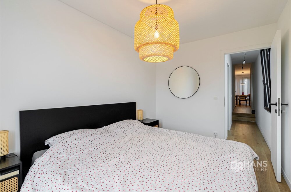 instapklaar-appartement-70-m-met-2-slaapkamers-en-2-terrassen-in-merksem-010.jpg