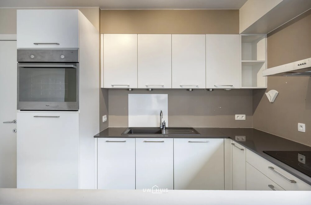 goed-gelegen-instapklaar-appartement-005.jpg
