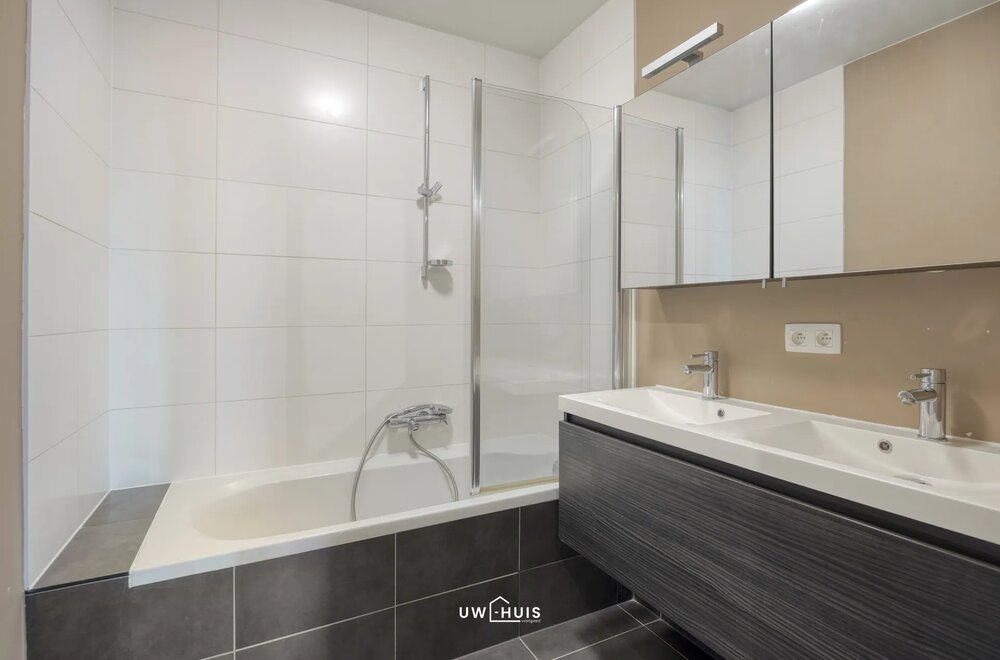 goed-gelegen-instapklaar-appartement-007.jpg