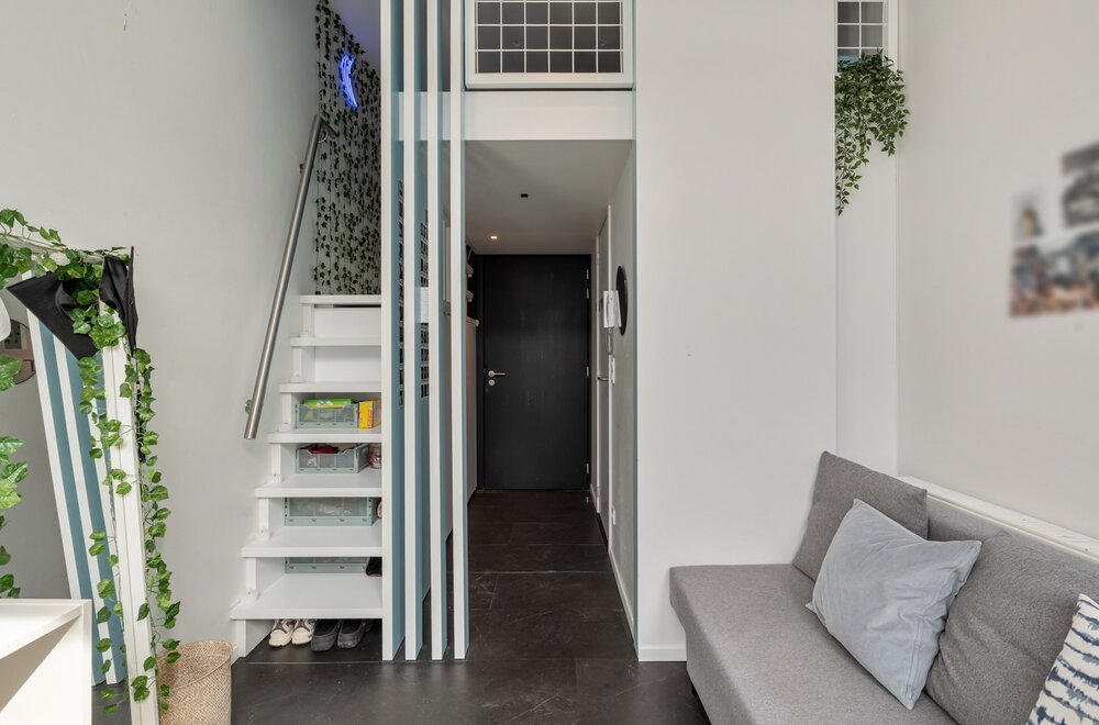 centraal-gelegen-en-moderne-studentenkamer-met-eigen-sanitair-en-een-slaapverdiep-005.jpg