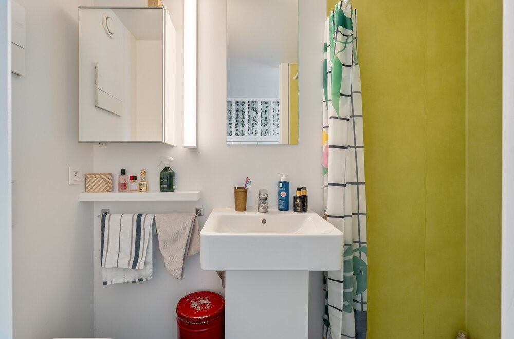 centraal-gelegen-en-moderne-studentenkamer-met-eigen-sanitair-en-een-slaapverdiep-006.jpg