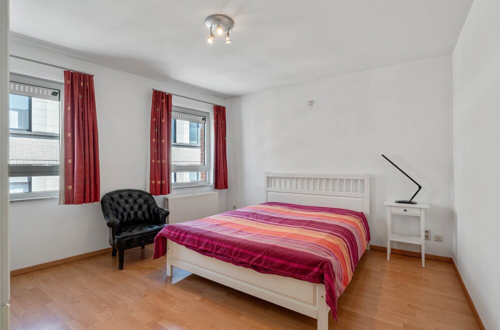 ruim-lichtrijk-en-energiezuinig-a-label-appartement-met-2-slaapkamers-een-terras-en-de-mogelijkheid-tot-aankoop-van-een-autostaanplaats-te-centrum-leuven-011.jpg