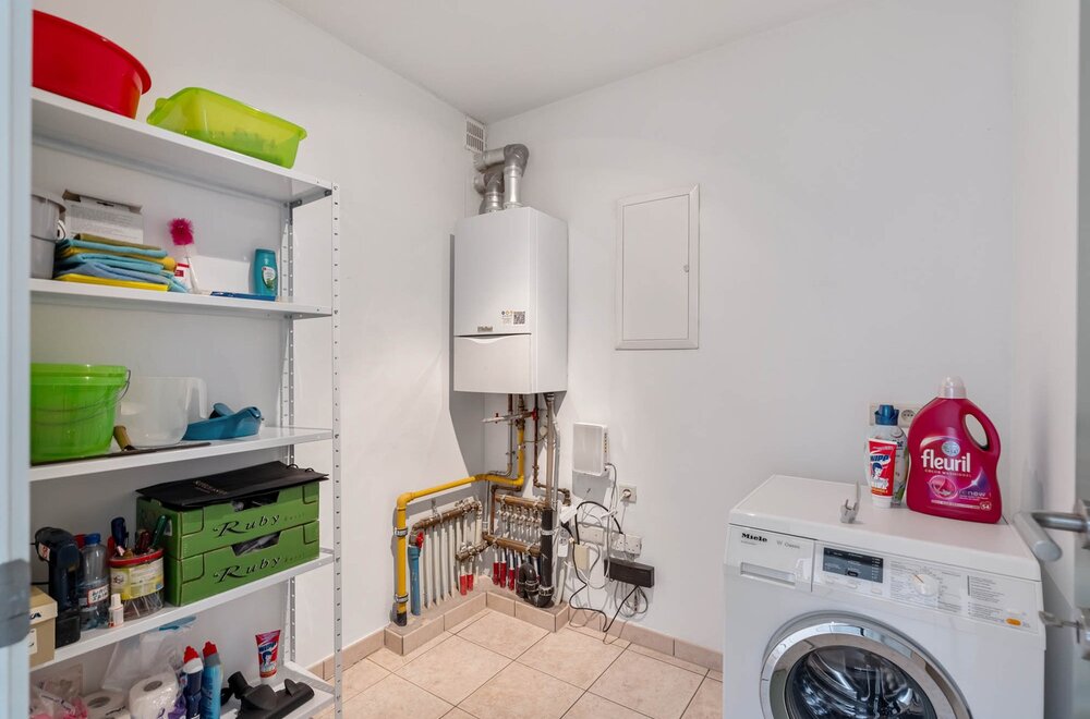ruim-lichtrijk-en-energiezuinig-a-label-appartement-met-2-slaapkamers-een-terras-en-de-mogelijkheid-tot-aankoop-van-een-autostaanplaats-te-centrum-leuven-019.jpg