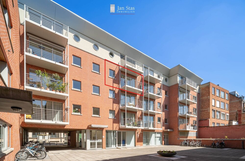 ruim-lichtrijk-en-energiezuinig-a-label-appartement-met-2-slaapkamers-een-terras-en-de-mogelijkheid-tot-aankoop-van-een-autostaanplaats-te-centrum-leuven-021.jpg