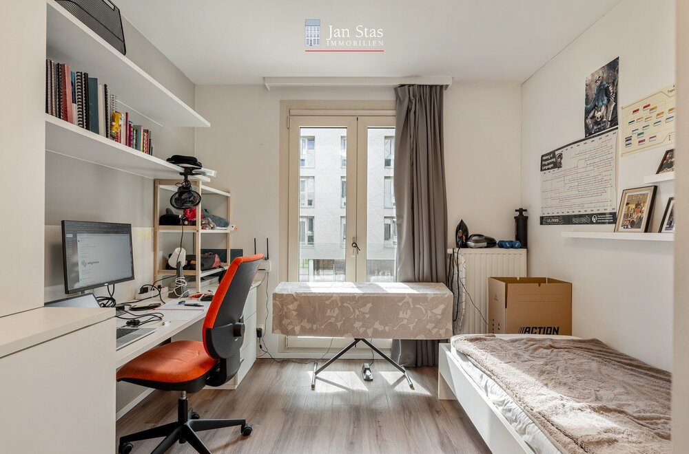gemeubelde-studentenkamer-met-eigen-sanitair-in-de-recente-en-luxueuze-residentie-de-flint-te-centrum-leuven-006.jpg