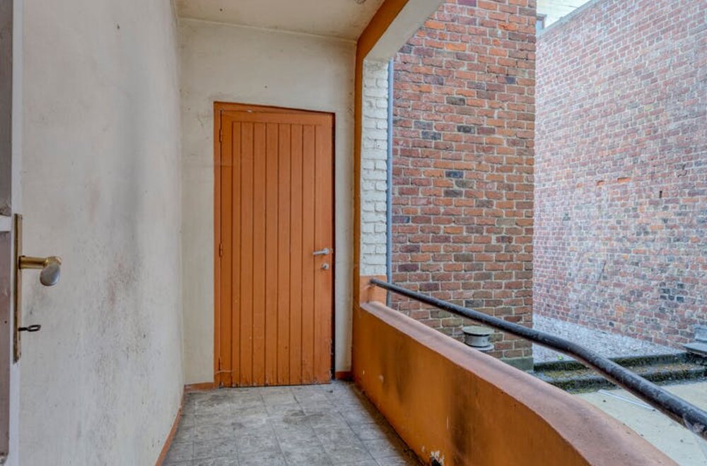 opbrengsteigendom-met-renovatiepotentieel-op-toplocatie-in-kortrijk017.jpg
