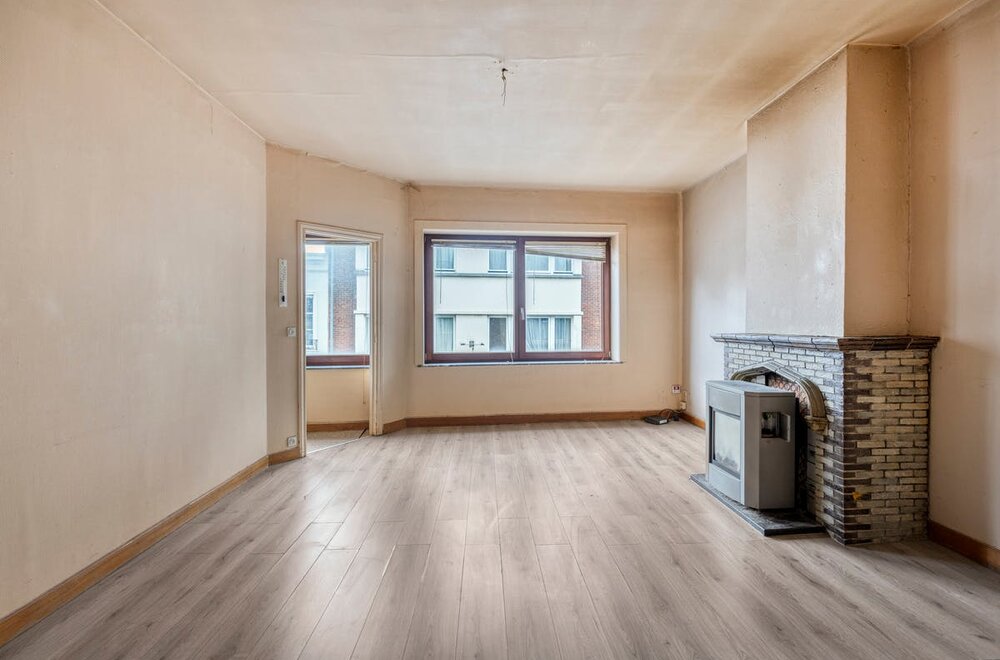 opbrengsteigendom-met-renovatiepotentieel-op-toplocatie-in-kortrijk018.jpg