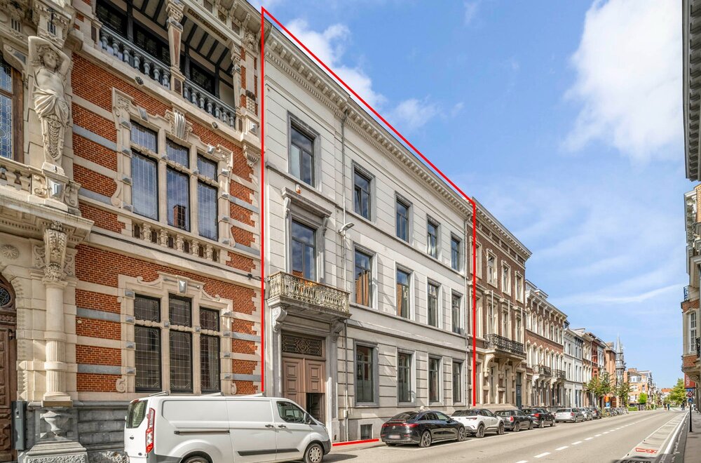 karaktervol-investeringspand-met-ca-1-190-m-kantoorruimtes-gelegen-in-hartje-leuven-nabij-het-treinstation-en-verschillende-campussen-001.jpg