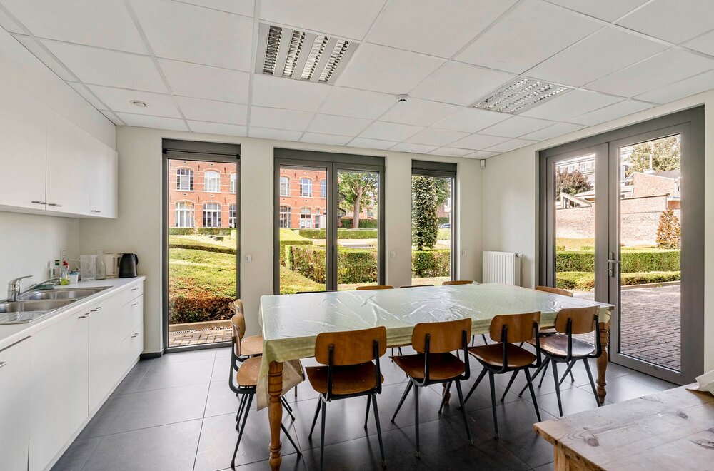 karaktervol-investeringspand-met-ca-1-190-m-kantoorruimtes-gelegen-in-hartje-leuven-nabij-het-treinstation-en-verschillende-campussen-015.jpg
