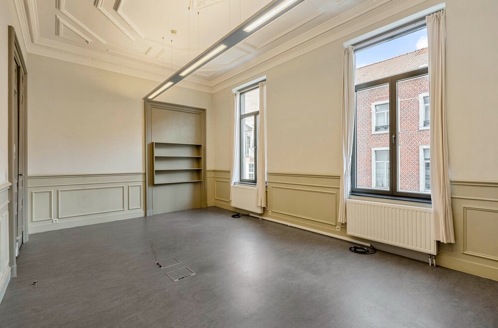 karaktervol-investeringspand-met-ca-1-190-m-kantoorruimtes-gelegen-in-hartje-leuven-nabij-het-treinstation-en-verschillende-campussen-023.jpg