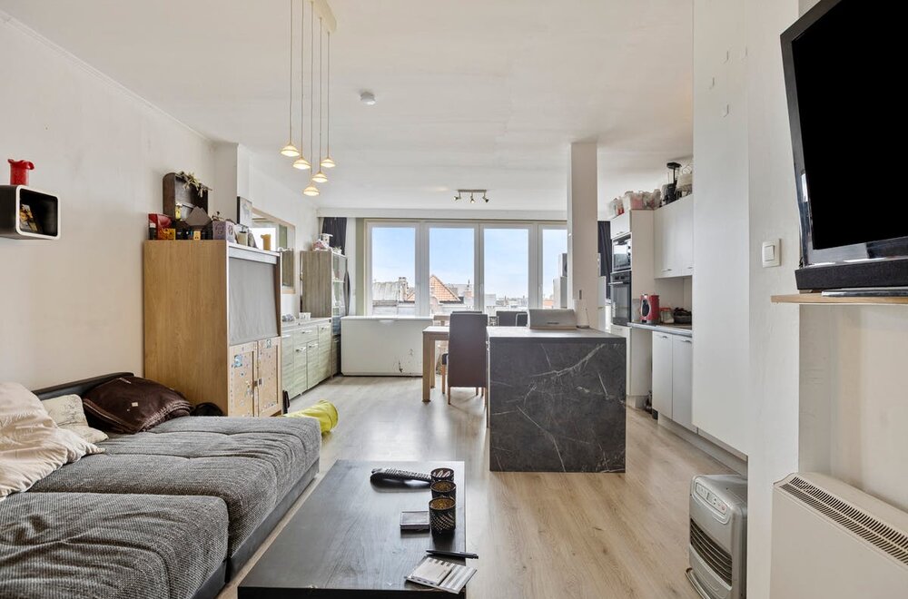 appartement-te-koop-met-twee-slaapkamers-in-blankenberge004.jpg
