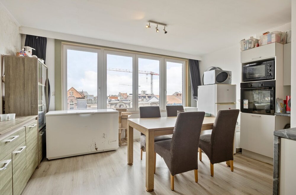 appartement-te-koop-met-twee-slaapkamers-in-blankenberge006.jpg