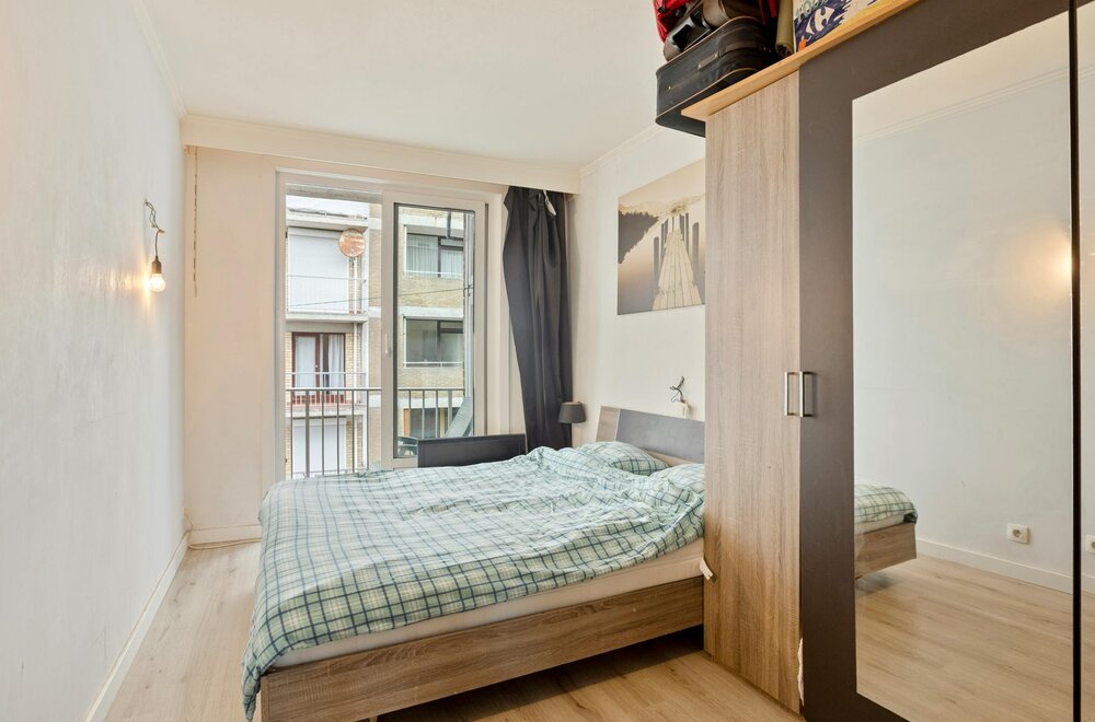 appartement-te-koop-met-twee-slaapkamers-in-blankenberge011.jpg