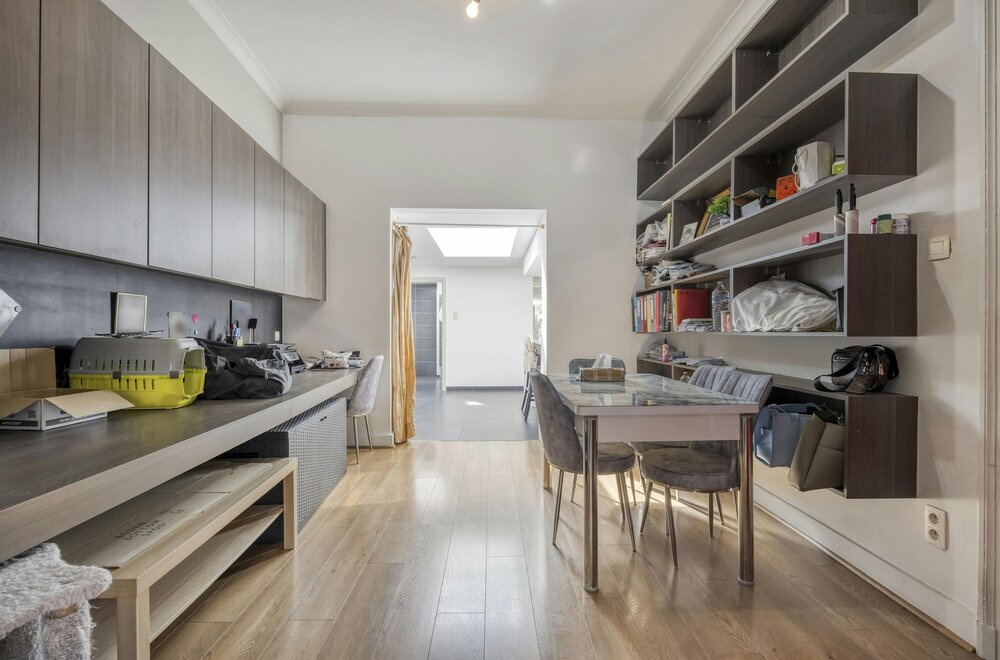 centraal-gelegen-huis-met-3-kamers-en-tuin-in-strombeek006.jpg