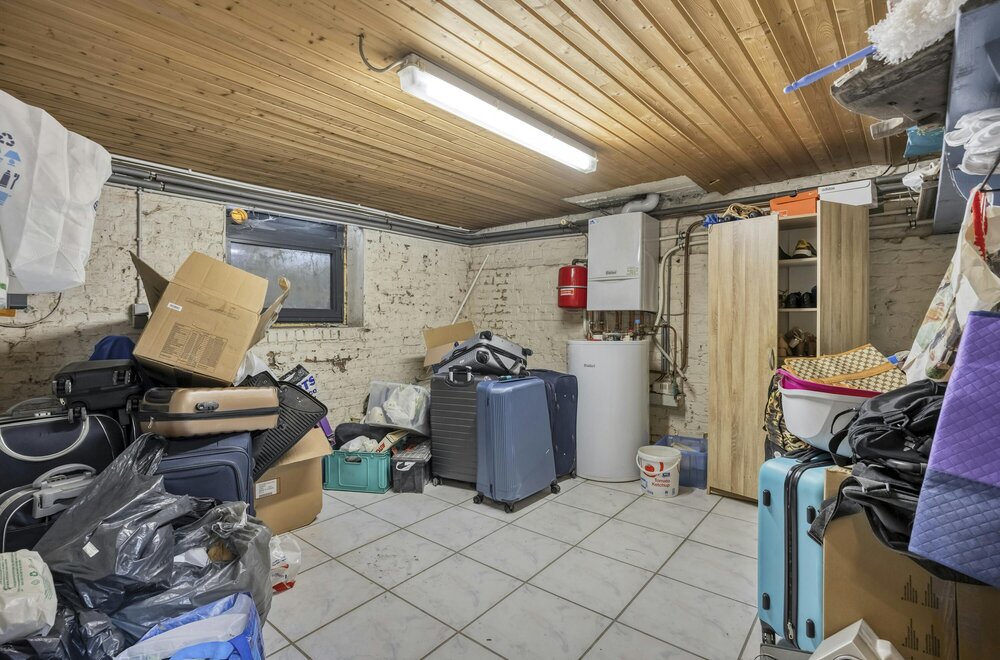 centraal-gelegen-huis-met-3-kamers-en-tuin-in-strombeek019.jpg