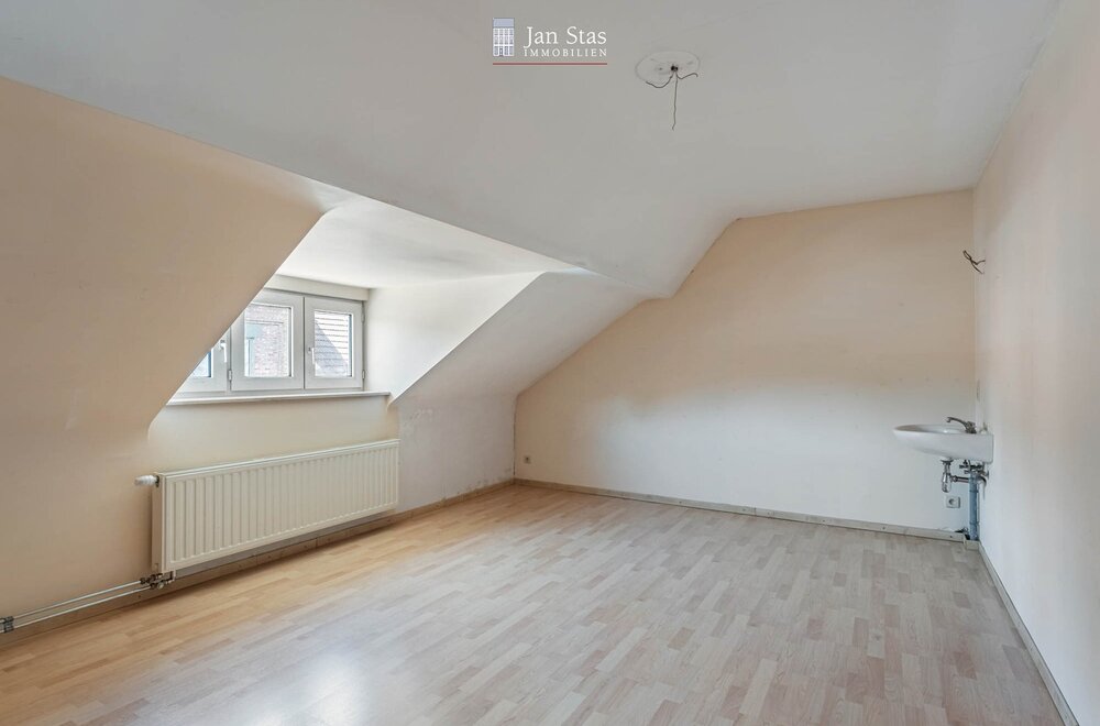 rustig-en-centraal-gelegen-woning-met-4-slaapkamers-terras-en-tuintje-in-leuven-020.jpg