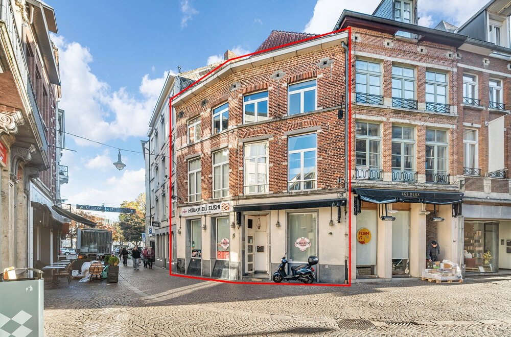 mechelsestraat-46-breed-opbrengstpand-met-winkel-en-2-appartementen-001.jpg