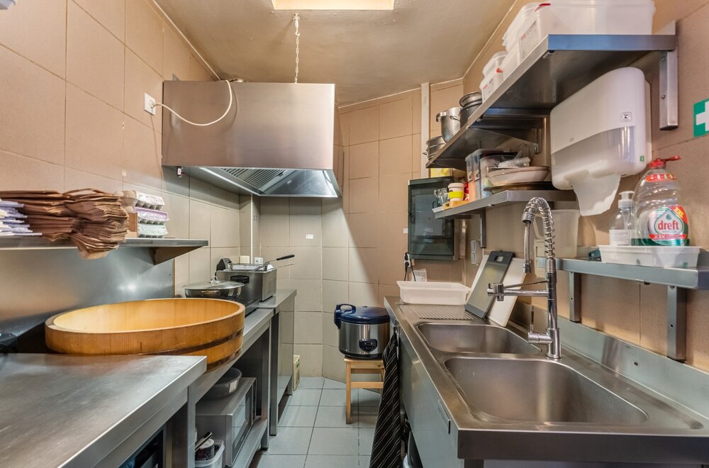 mechelsestraat-46-breed-opbrengstpand-met-winkel-en-2-appartementen-007.jpg
