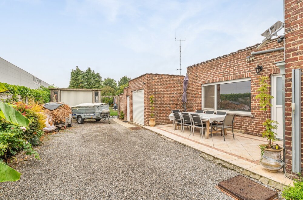 instapklare-half-open-woning-met-garage-en-zw-gerichte-tuin-op-6-are-90-002.jpg