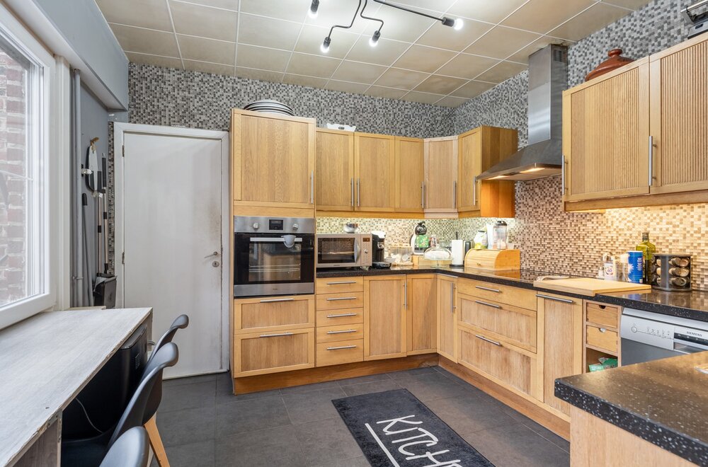 instapklare-half-open-woning-met-garage-en-zw-gerichte-tuin-op-6-are-90-011.jpg