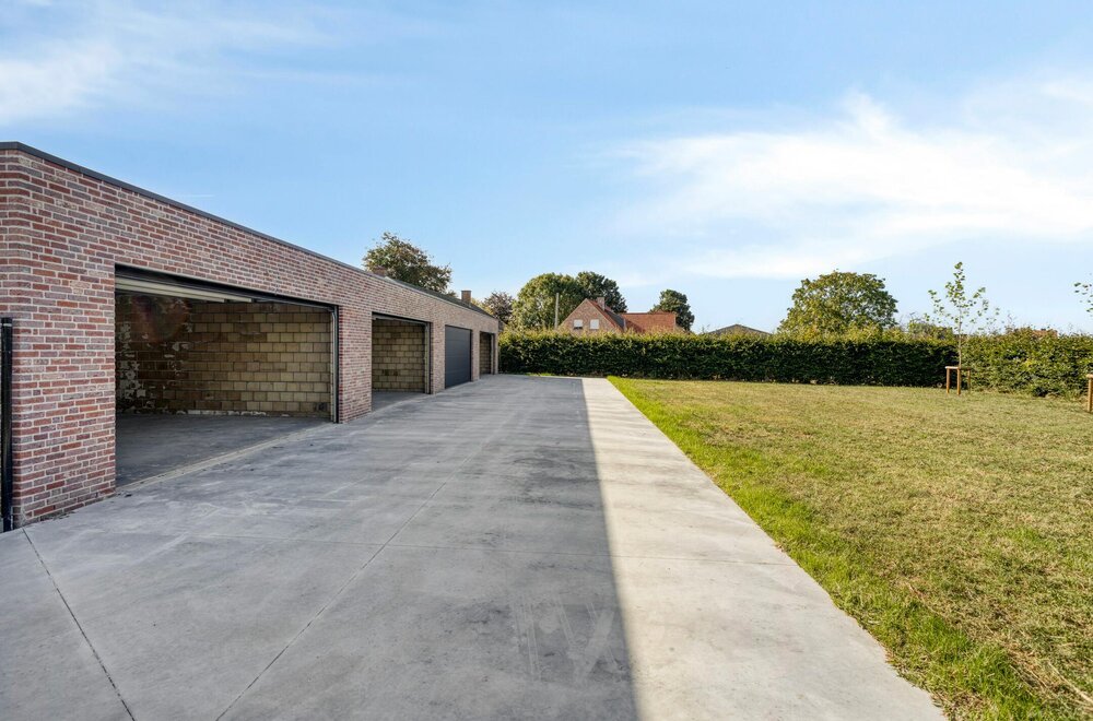 huis-te-koop-in-elverdinge-met-3-kamers-en-dubbele-garage012.jpg