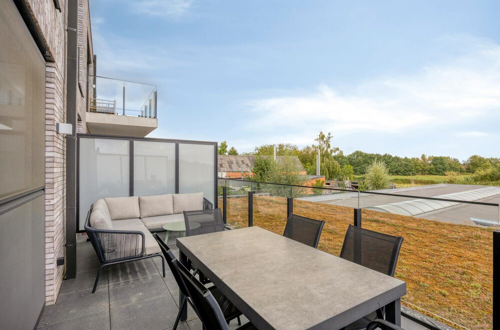 instapklaar-en-energiezuinig-nieuwbouwappartement-met-groot-terras-en-prachtig-uitzicht-in-het-hart-van-londerzeel026.jpg