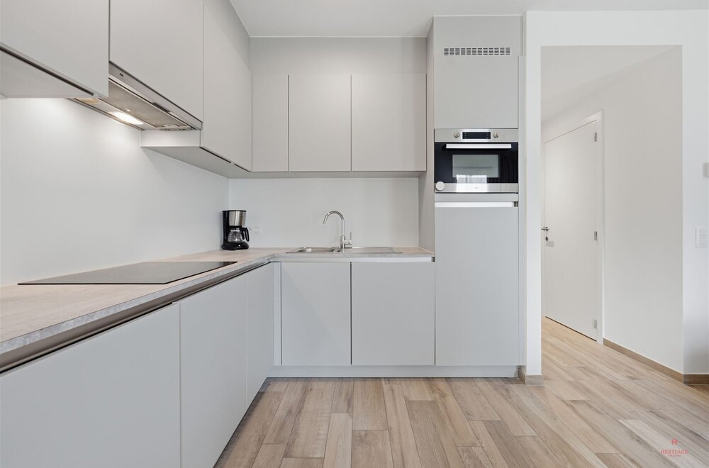 modern-2-slaapkamerappartement-met-autostaanplaats-in-gent007.jpg