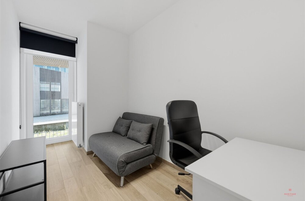 modern-2-slaapkamerappartement-met-autostaanplaats-in-gent009.jpg