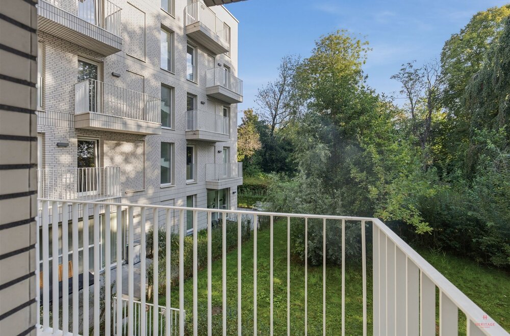 modern-2-slaapkamerappartement-met-autostaanplaats-in-gent012.jpg