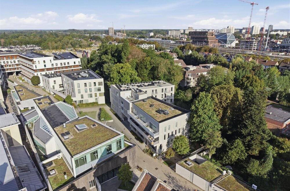 modern-2-slaapkamerappartement-met-autostaanplaats-in-gent015.jpg