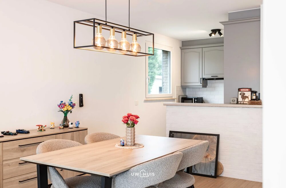 volledig-gerenoveerd-gelijkvloers-appartement-met-2-slaapkamers-en-garage-004.jpg