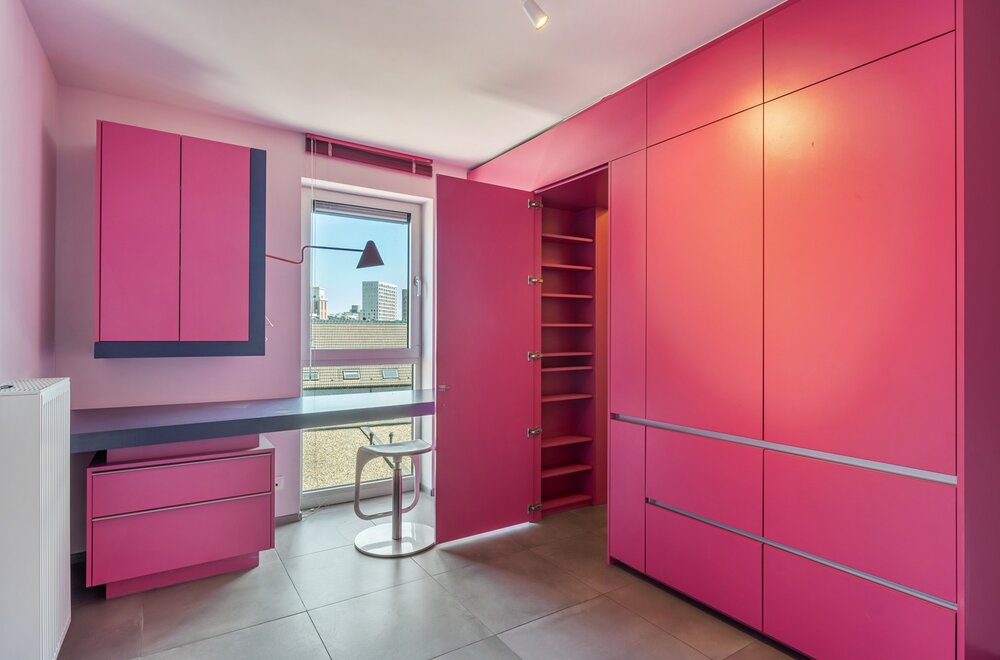 modern-rustig-gelegen-en-bijzonder-ruim-appartement-met-4-slaapkamers-2-badkamers-en-2-terrassen-te-centrum-leuven-022.jpg