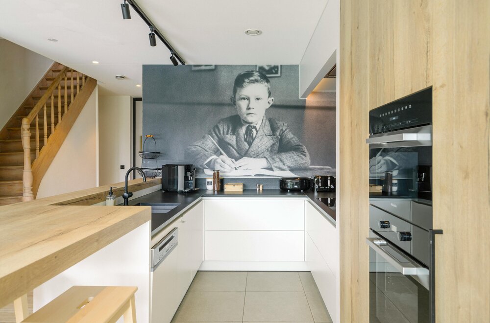 exclusieve-woning-met-zwembad-in-lo-reninge-004.jpg